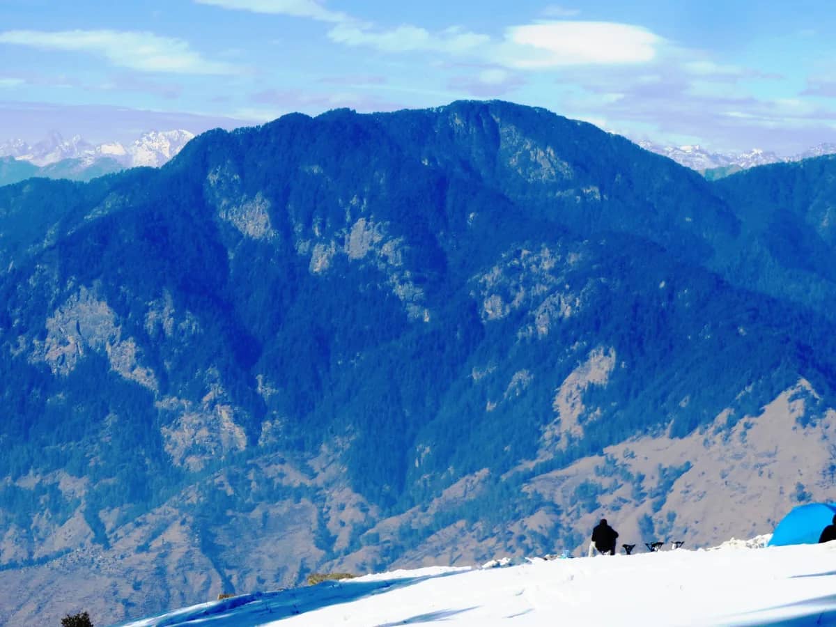 Kedarkantha trek: Sun Rise View from Kedarkantha Summit