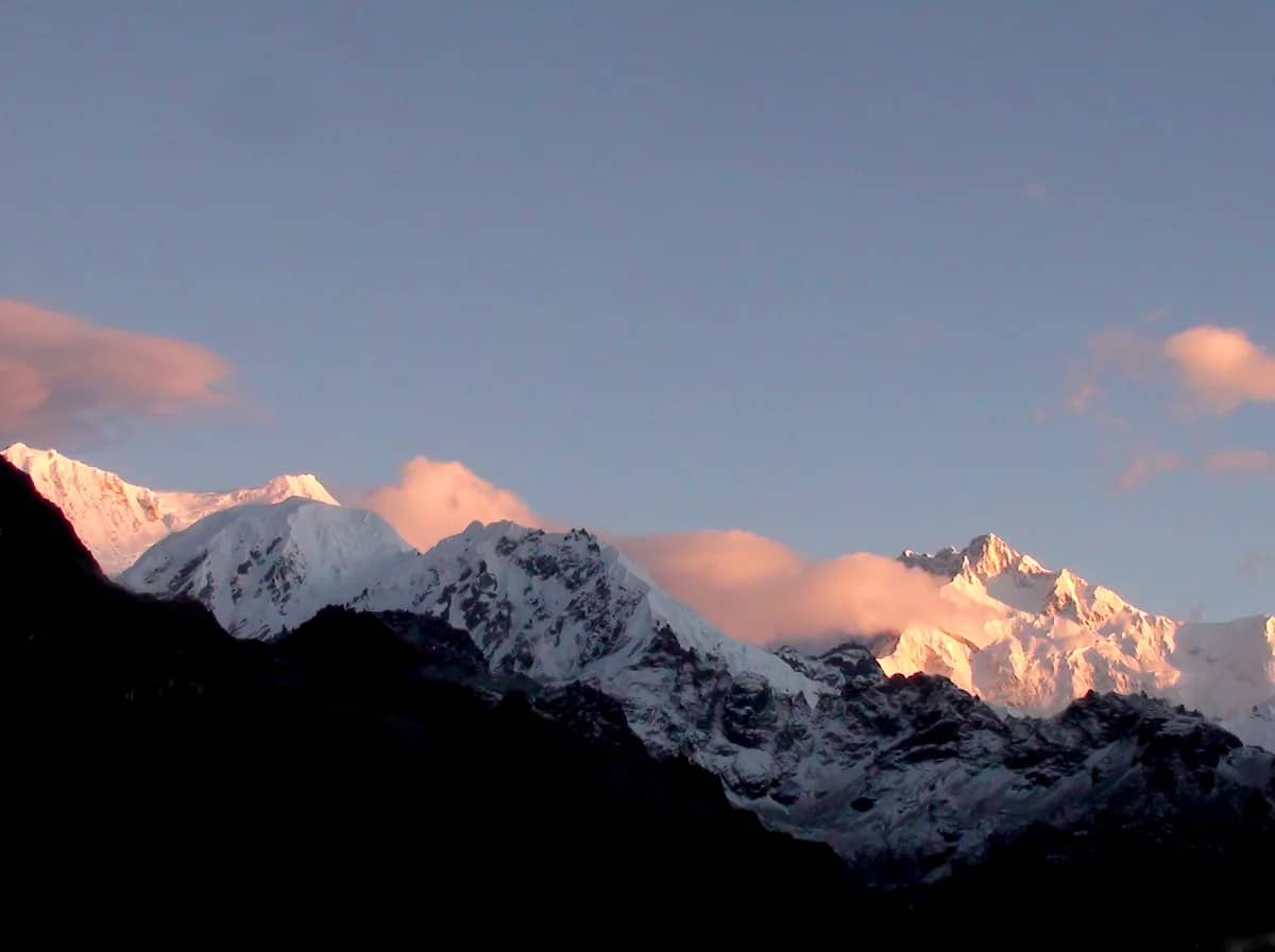 Goechala trek: Mt. Kabru(south & North),Kabru Dome & Mt. Kangchenjunga from Dzongri view point
